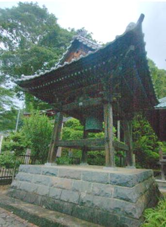 鐘　　楼