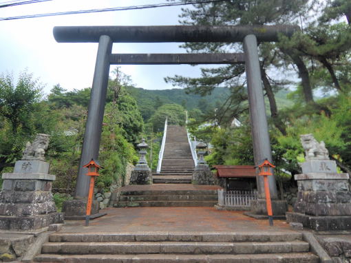 与瀬神社鳥居1